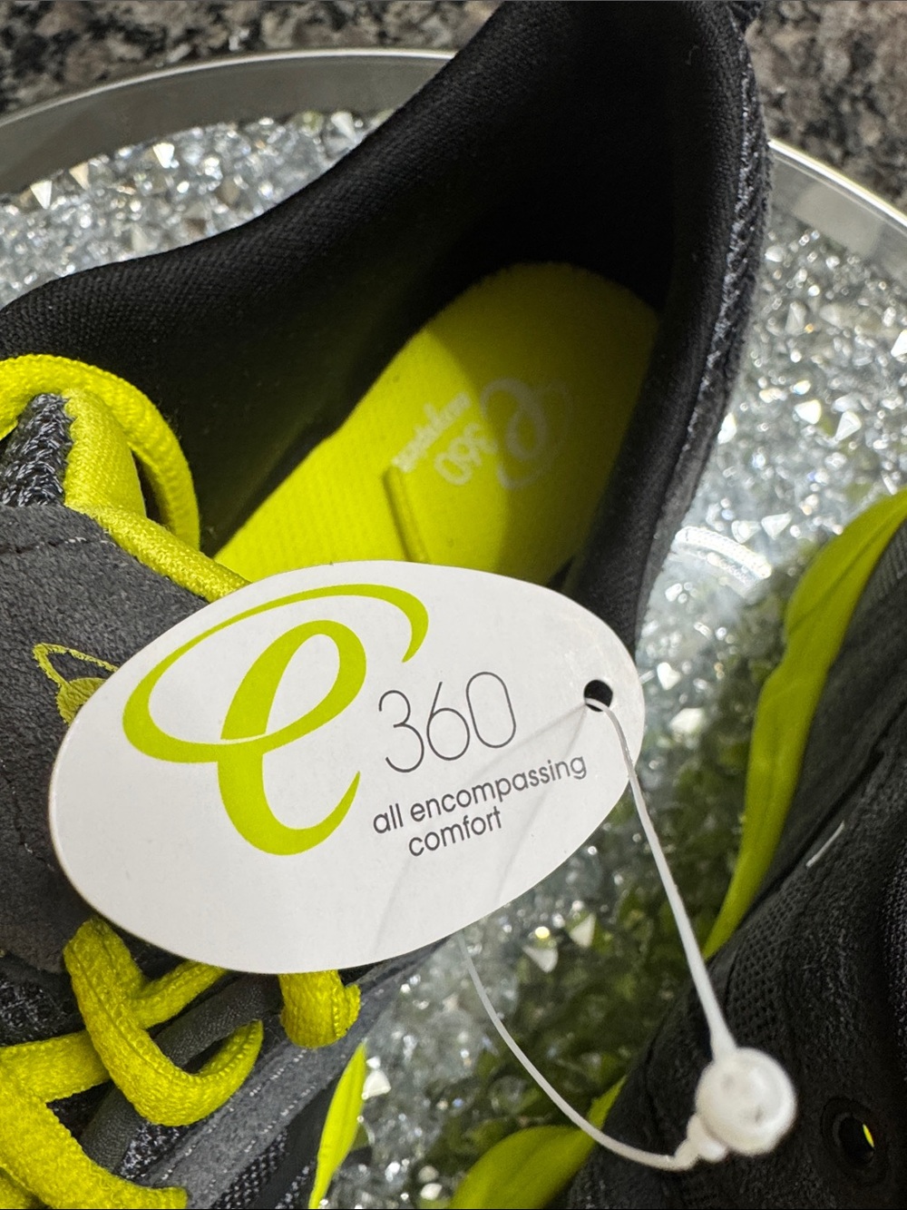 Easy Spirit E360 Gray with Neon Yellow Athletic Sneakers NWT 8 - Picture 2 of 13